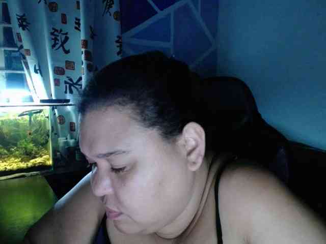 beautifulchubbyqueen webcam