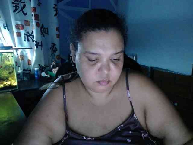 beautifulchubbyqueen webcam