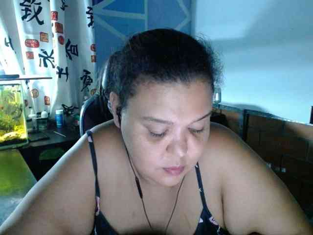 beautifulchubbyqueen webcam