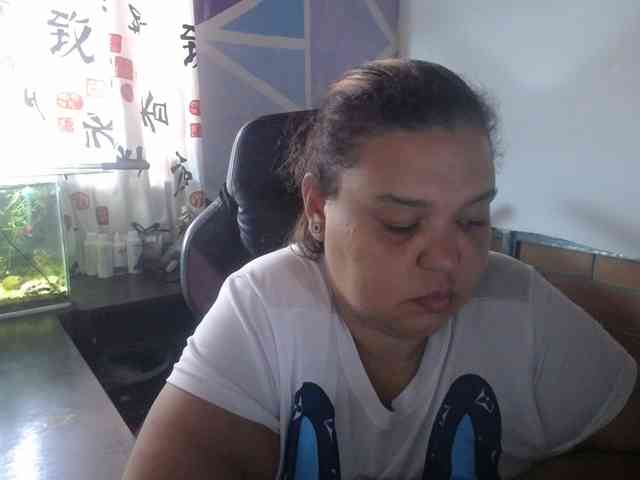 beautifulchubbyqueen webcam