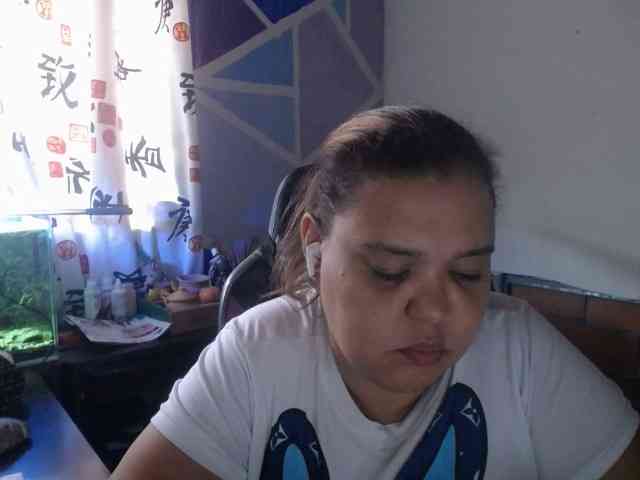 beautifulchubbyqueen webcam