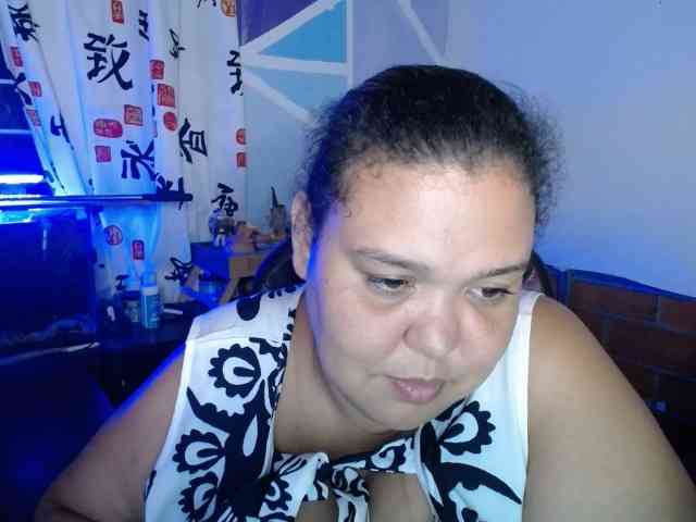 beautifulchubbyqueen webcam