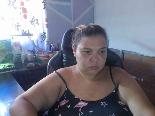 beautifulchubbyqueen webcam