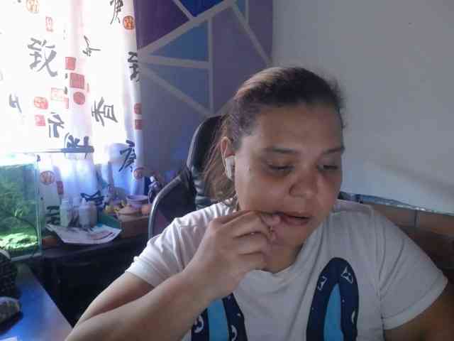 beautifulchubbyqueen webcam