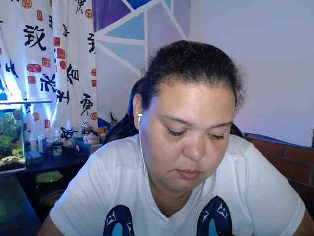 beautifulchubbyqueen webcam
