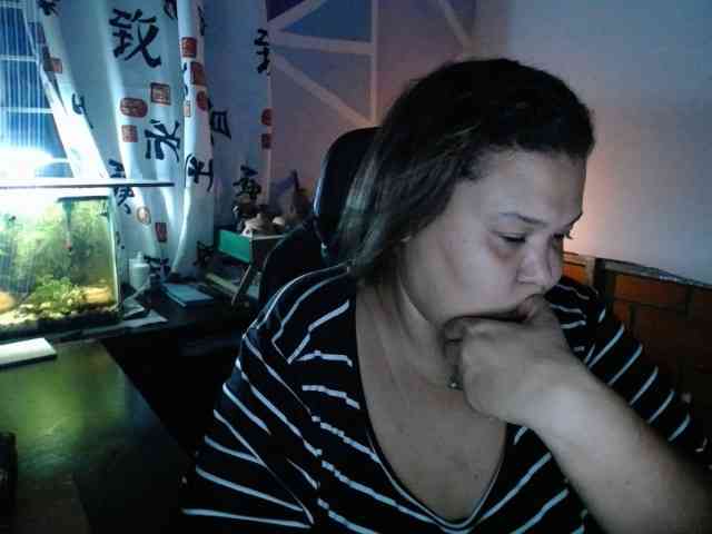 beautifulchubbyqueen webcam