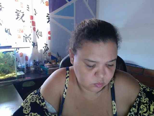 beautifulchubbyq... Live Webcam on BongaCams