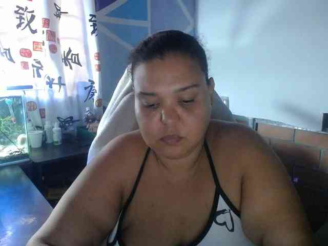 beautifulchubbyqueen webcam