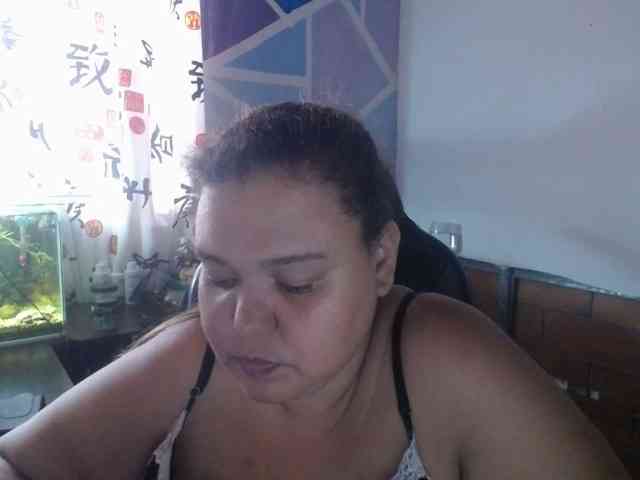 beautifulchubbyqueen webcam