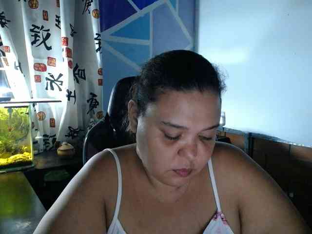 beautifulchubbyqueen webcam