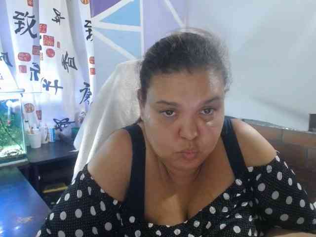 beautifulchubbyqueen webcam