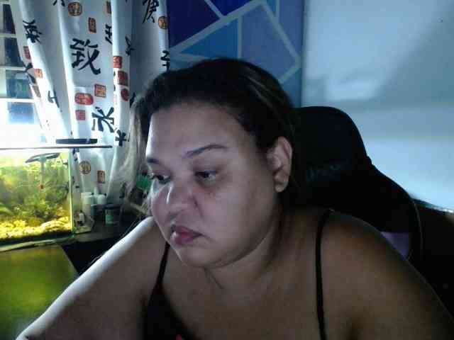 beautifulchubbyqueen webcam