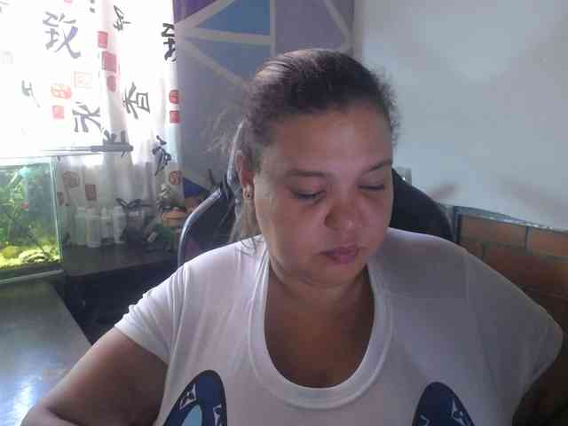 beautifulchubbyqueen webcam