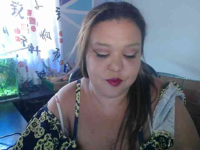 beautifulchubbyqueen webcam