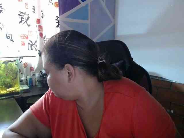 beautifulchubbyqueen webcam