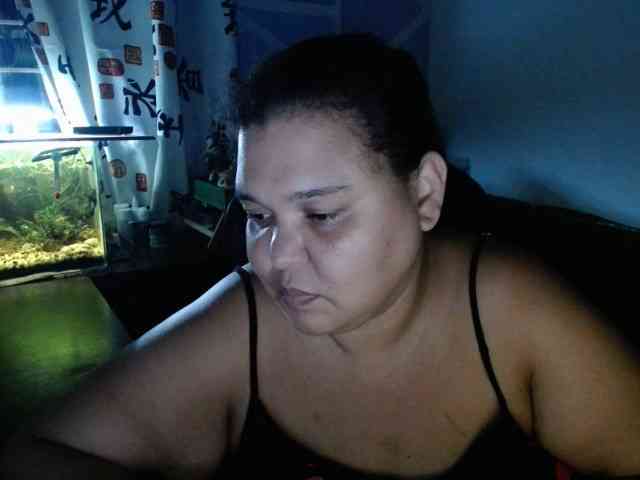 beautifulchubbyqueen webcam