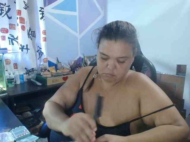 beautifulchubbyqueen webcam