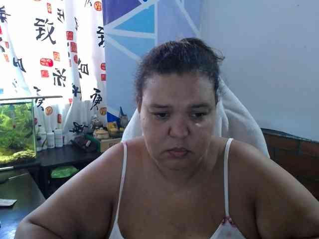 beautifulchubbyqueen webcam