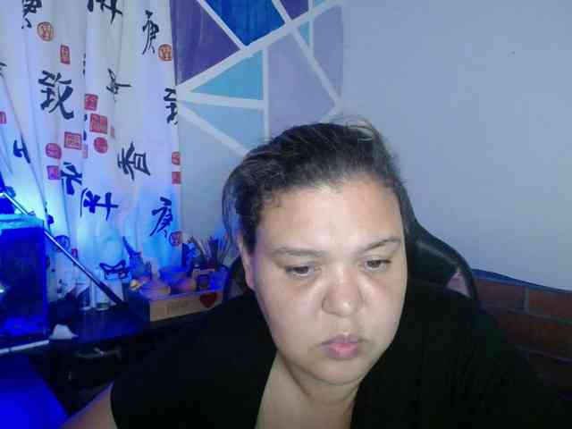 beautifulchubbyqueen webcam