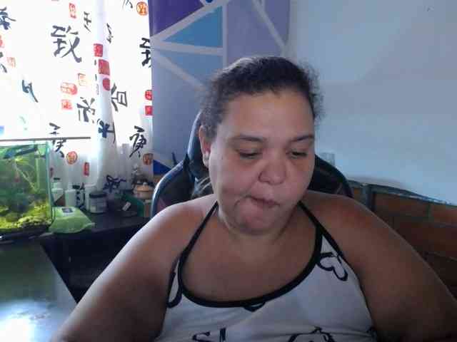 beautifulchubbyqueen webcam