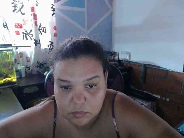 beautifulchubbyqueen webcam