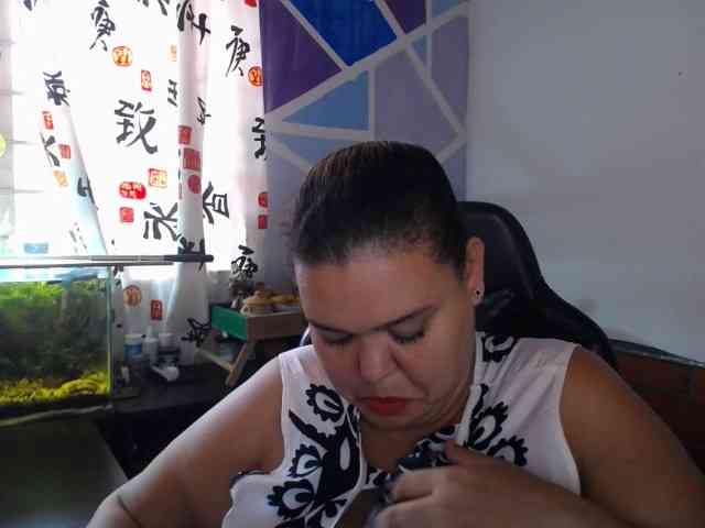beautifulchubbyqueen webcam