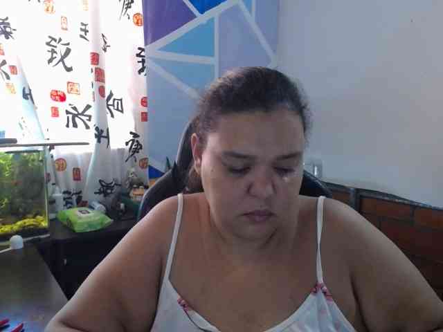 beautifulchubbyqueen webcam