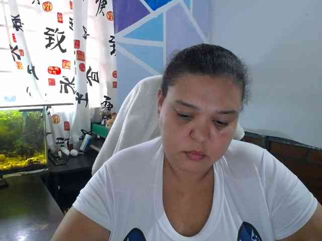 beautifulchubbyqueen webcam