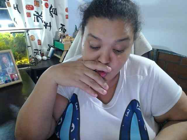 beautifulchubbyqueen webcam