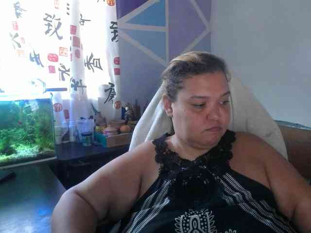 beautifulchubbyqueen webcam