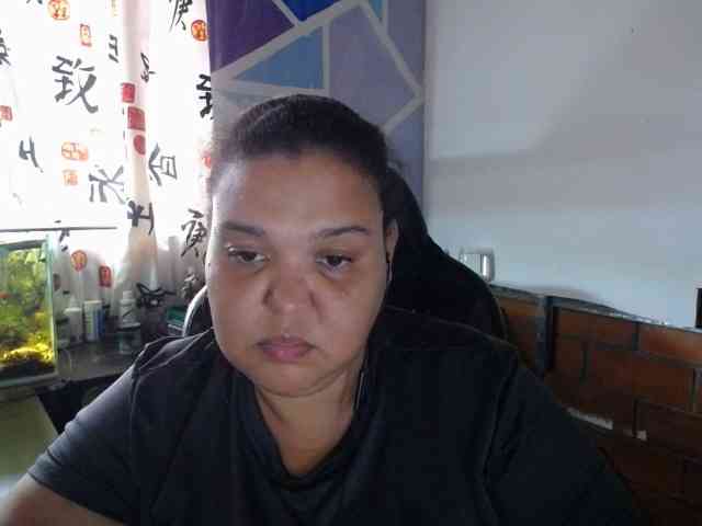 beautifulchubbyqueen webcam