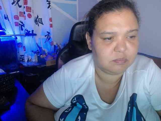 beautifulchubbyqueen webcam