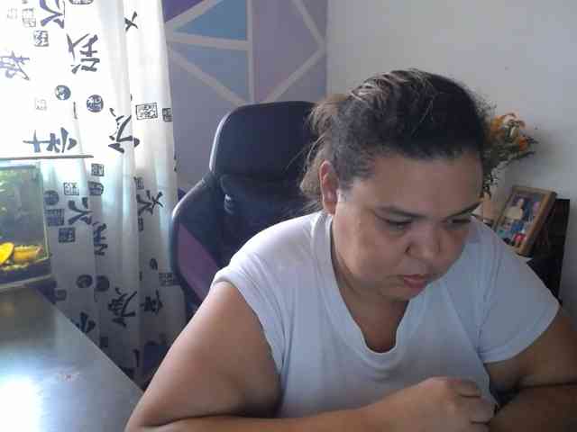 beautifulchubbyqueen webcam