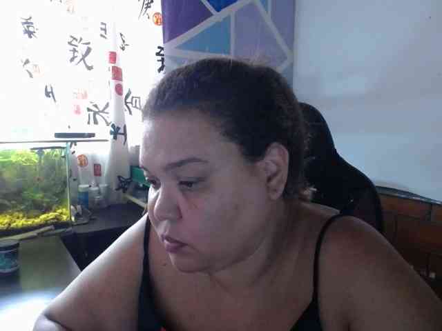 beautifulchubbyqueen webcam