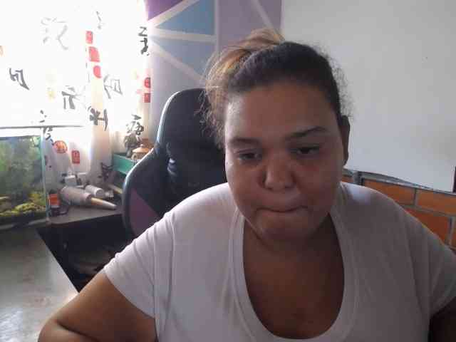 beautifulchubbyqueen webcam