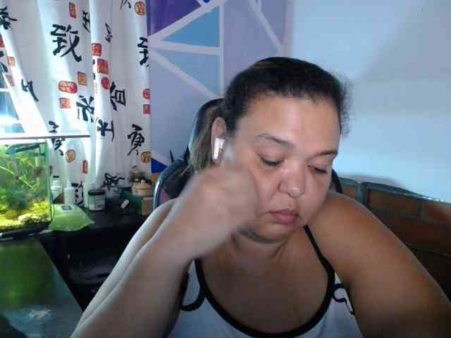 beautifulchubbyqueen webcam