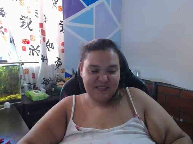 beautifulchubbyqueen webcam