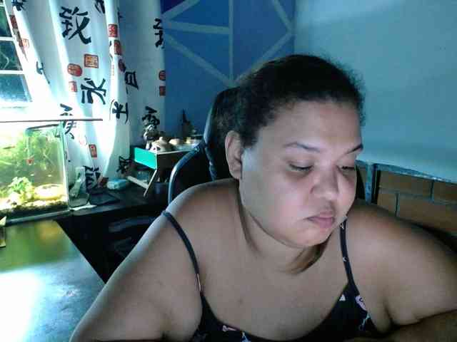 beautifulchubbyqueen webcam