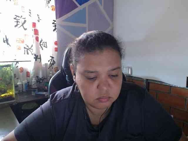 beautifulchubbyqueen webcam
