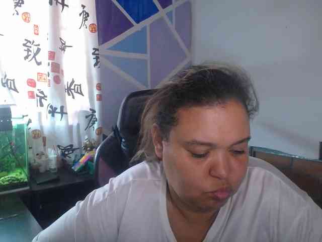 beautifulchubbyqueen webcam