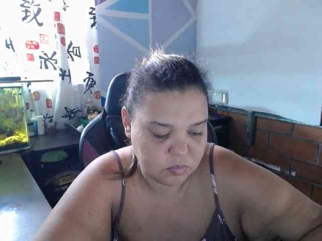 beautifulchubbyqueen webcam