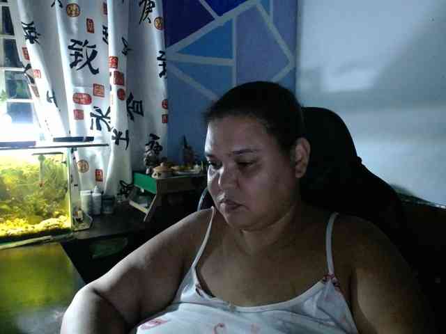 beautifulchubbyqueen webcam