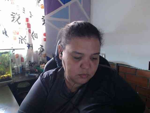 beautifulchubbyqueen webcam