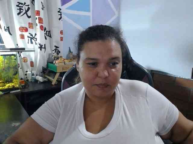 beautifulchubbyqueen webcam