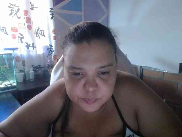 beautifulchubbyqueen webcam