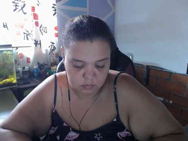 beautifulchubbyqueen webcam