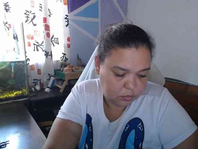 beautifulchubbyqueen webcam