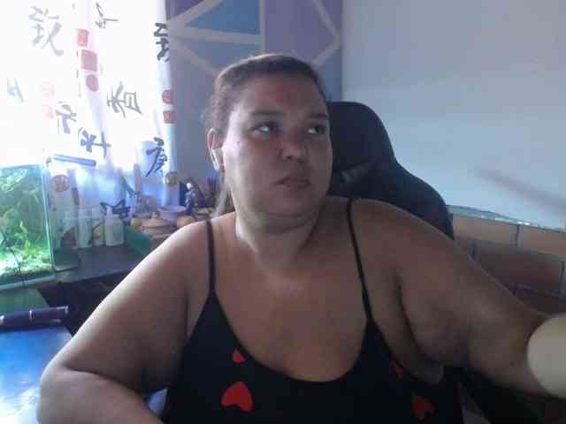 beautifulchubbyqueen webcam