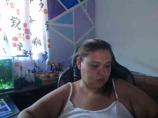 beautifulchubbyqueen webcam