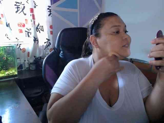 beautifulchubbyqueen webcam
